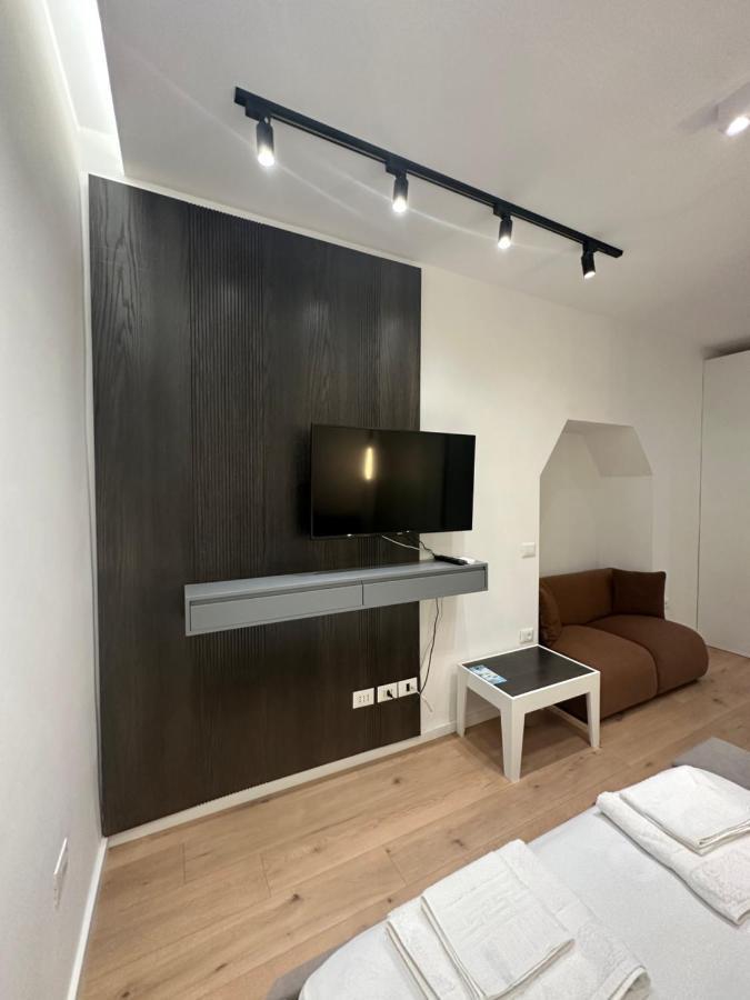 Center Apartment Tirana Exterior foto